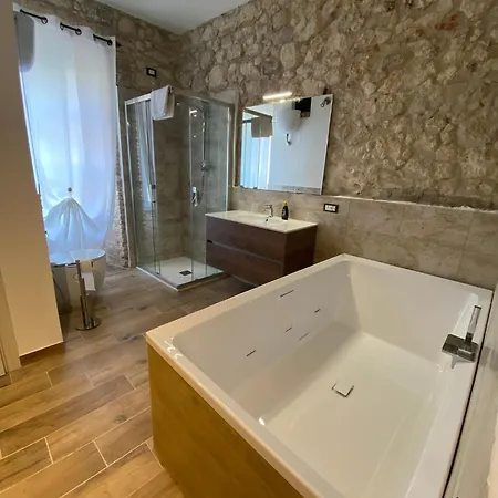 Apartament Dani's House - Casa Con Vasca Idromassaggio Nel Cuore Di