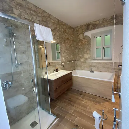 Dani's House - Casa Con Vasca Idromassaggio Nel Cuore Di