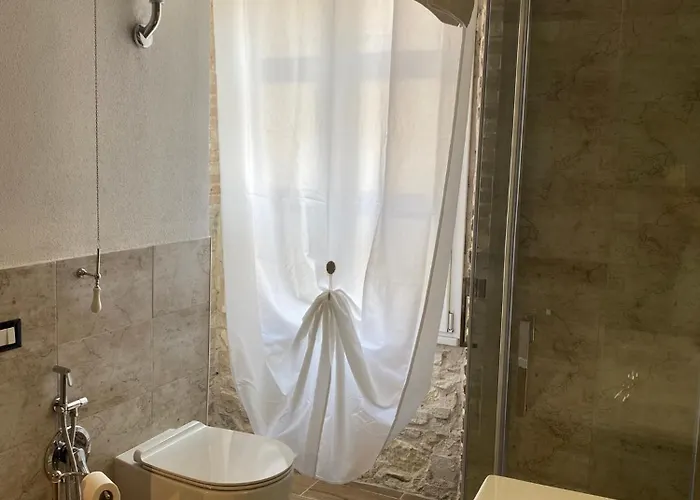 Dani's House - Casa Con Vasca Idromassaggio Nel Cuore Di Апартаменты
