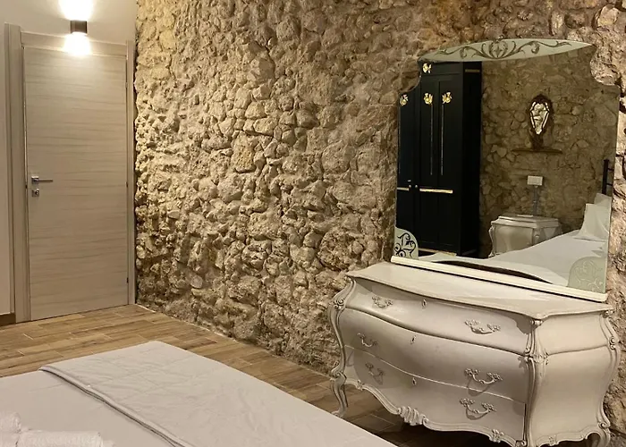 Апартаменты Dani's House - Casa Con Vasca Idromassaggio Nel Cuore Di Кальяри