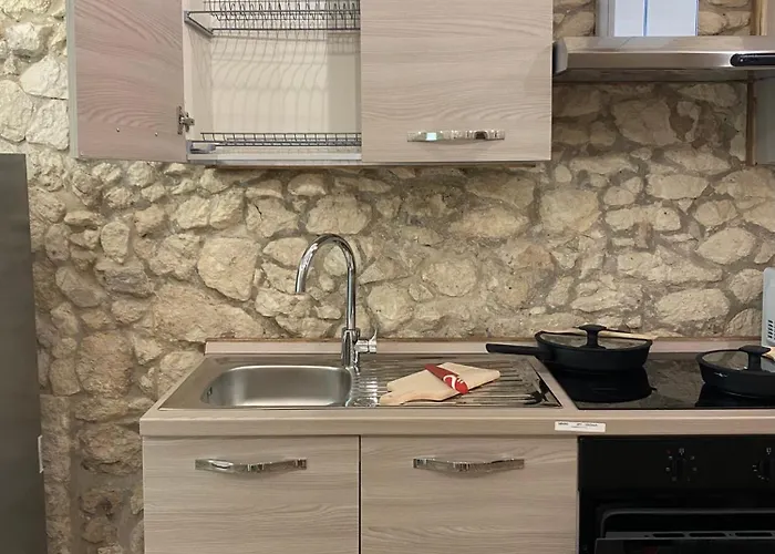 Dani's House - Casa Con Vasca Idromassaggio Nel Cuore Di Апартаменты *
